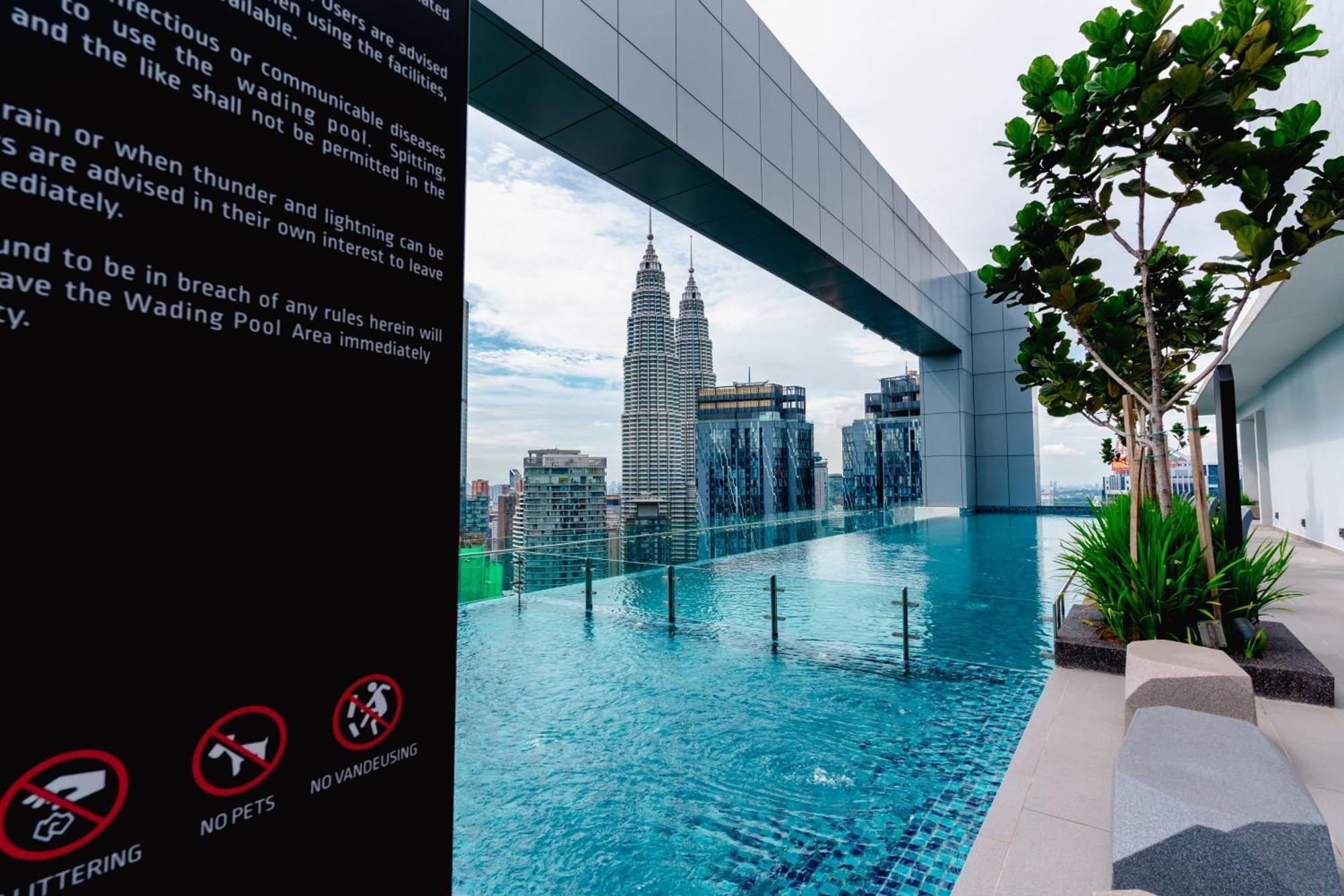 Royce Klcc Kuala Lumpur City Centre By Dormeo Destinations Bagian luar foto