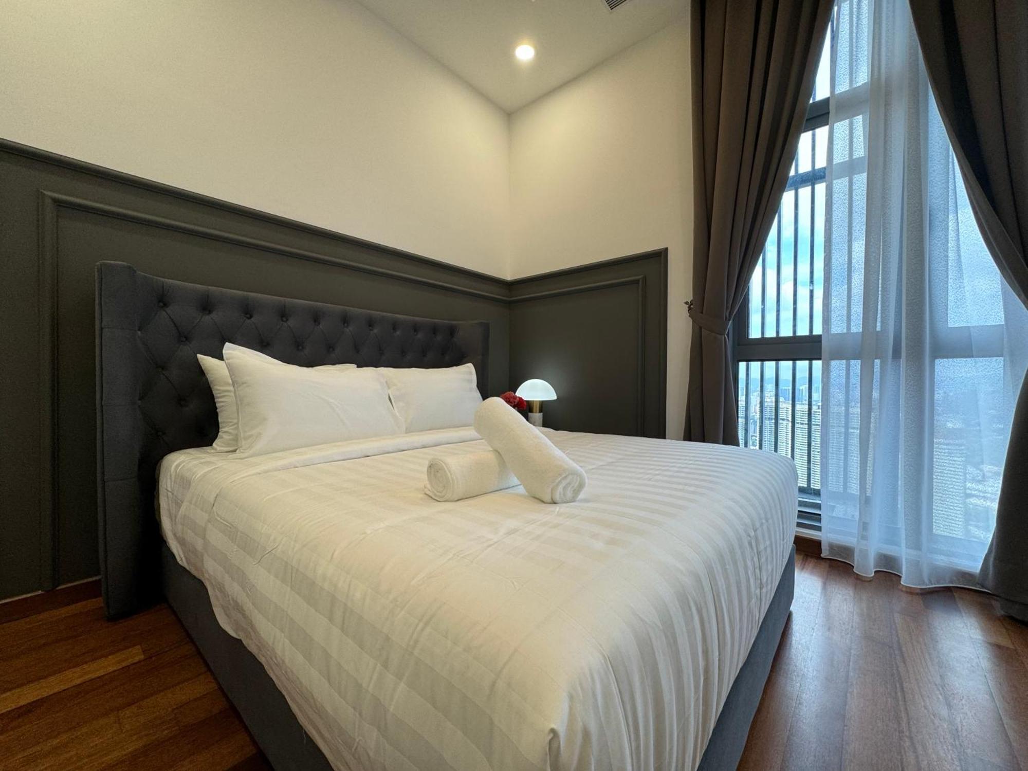 Royce Klcc Kuala Lumpur City Centre By Dormeo Destinations Bagian luar foto