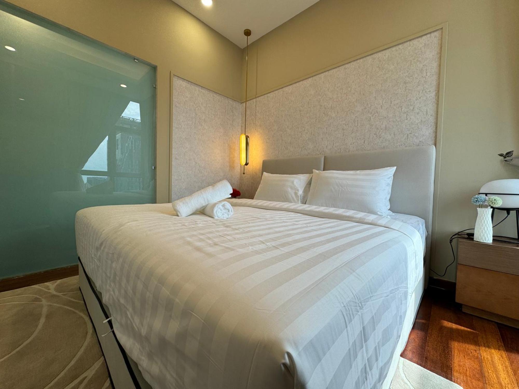 Royce Klcc Kuala Lumpur City Centre By Dormeo Destinations Bagian luar foto