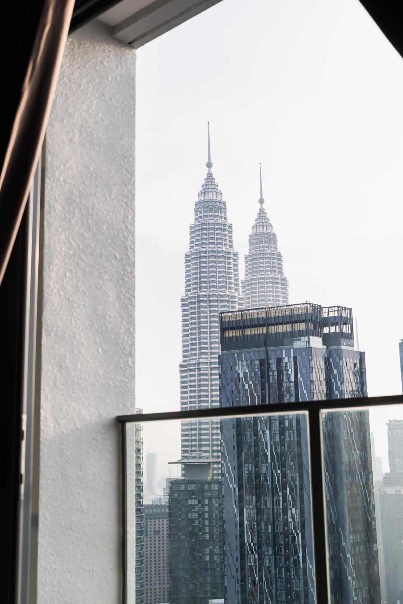 Royce Klcc Kuala Lumpur City Centre By Dormeo Destinations Bagian luar foto